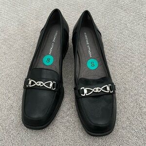Brand new Adrienne Vittadini Black Loafers, Size 8